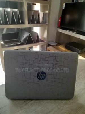 Laptop HP EliteBook 820 G3 8GB Intel Core I7 SSD 256GB