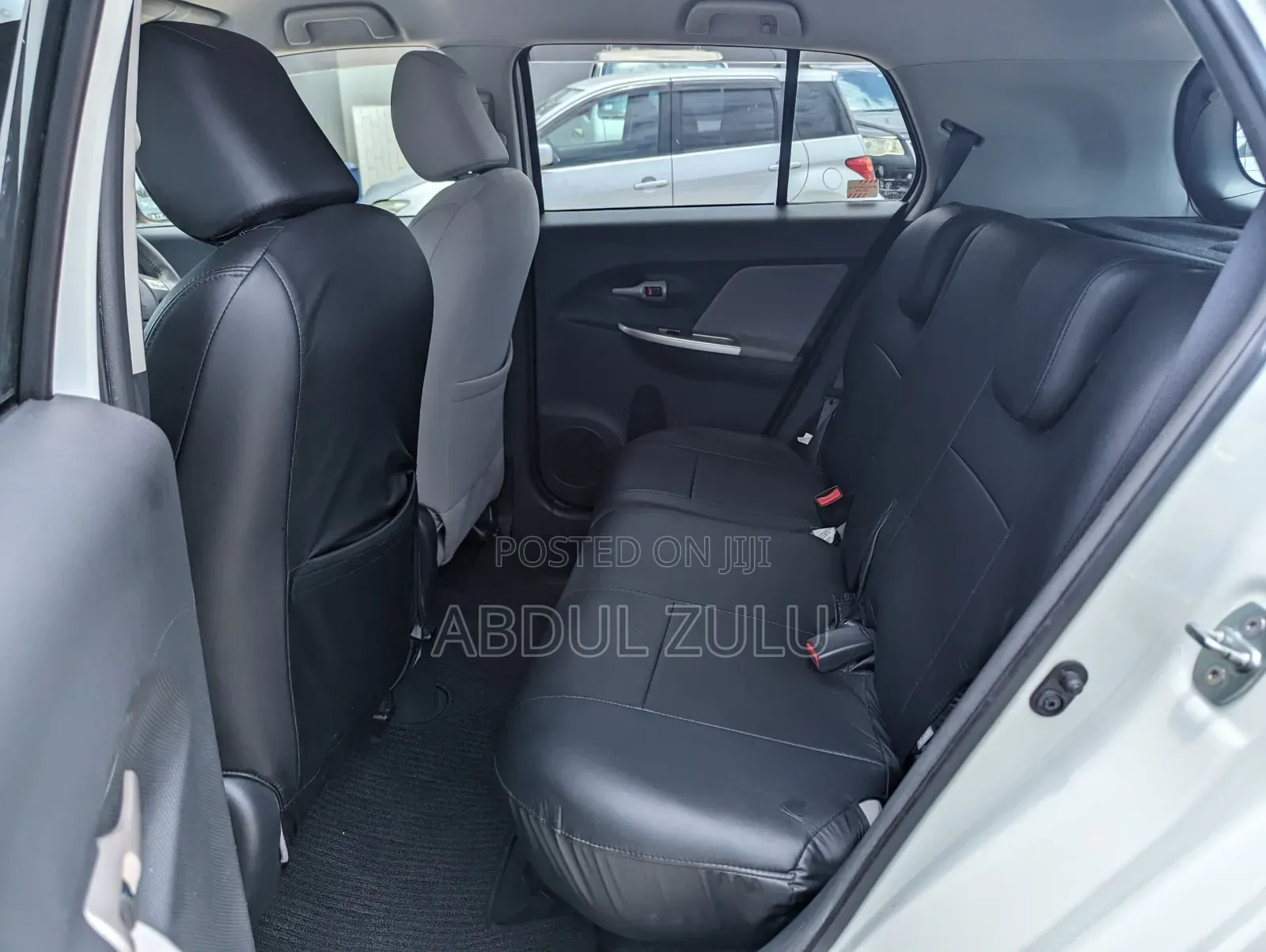 Toyota IST 2009 White