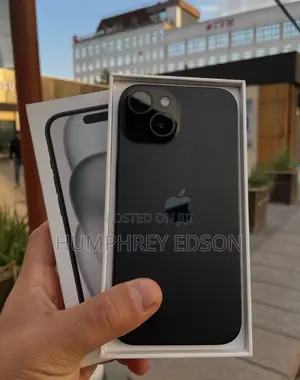 New Apple iPhone 15 128 GB Black