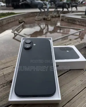 New Apple iPhone 16 128 GB Black