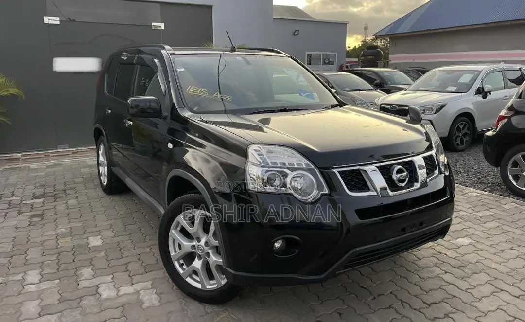 Nissan X-Trail 2013 Black