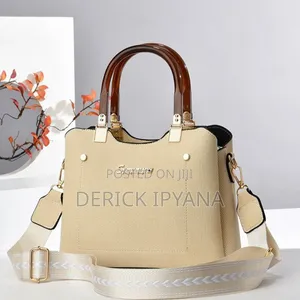 Medium Handbag