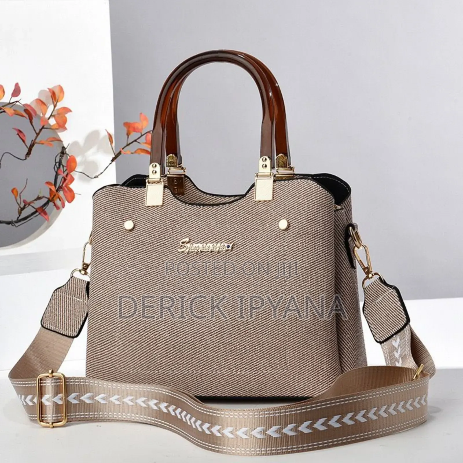 Medium Handbag