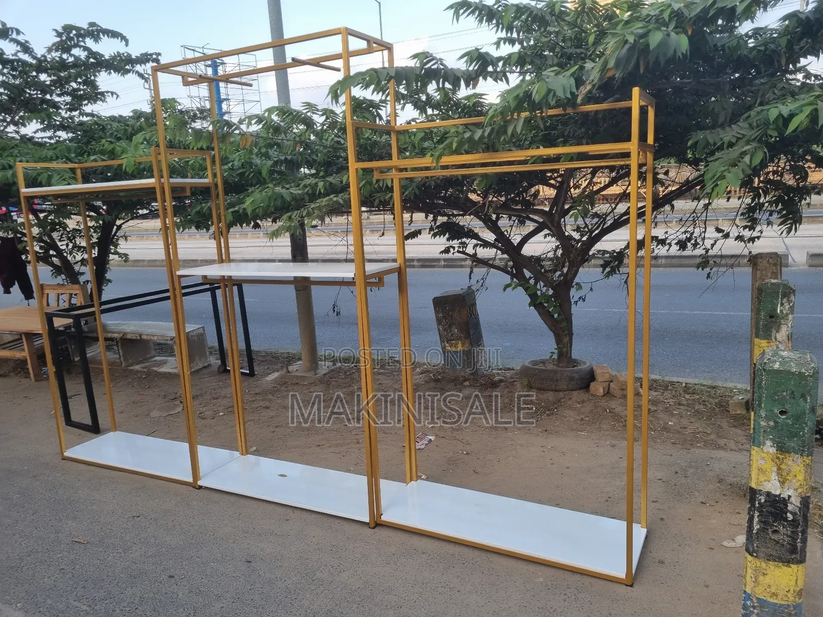 Sshelf Nzuri Sana Simple