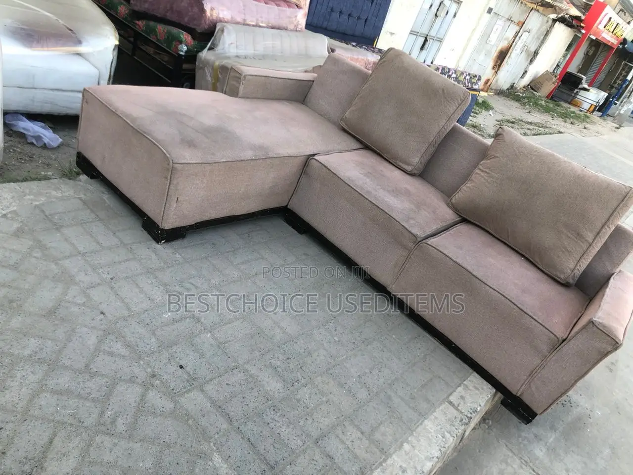 Sofa Set Ya Watu Sita Used as New