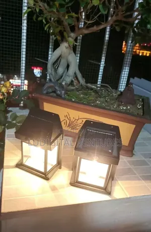 Taa Za Ukutani Za Sola /Outdoor Solar Light