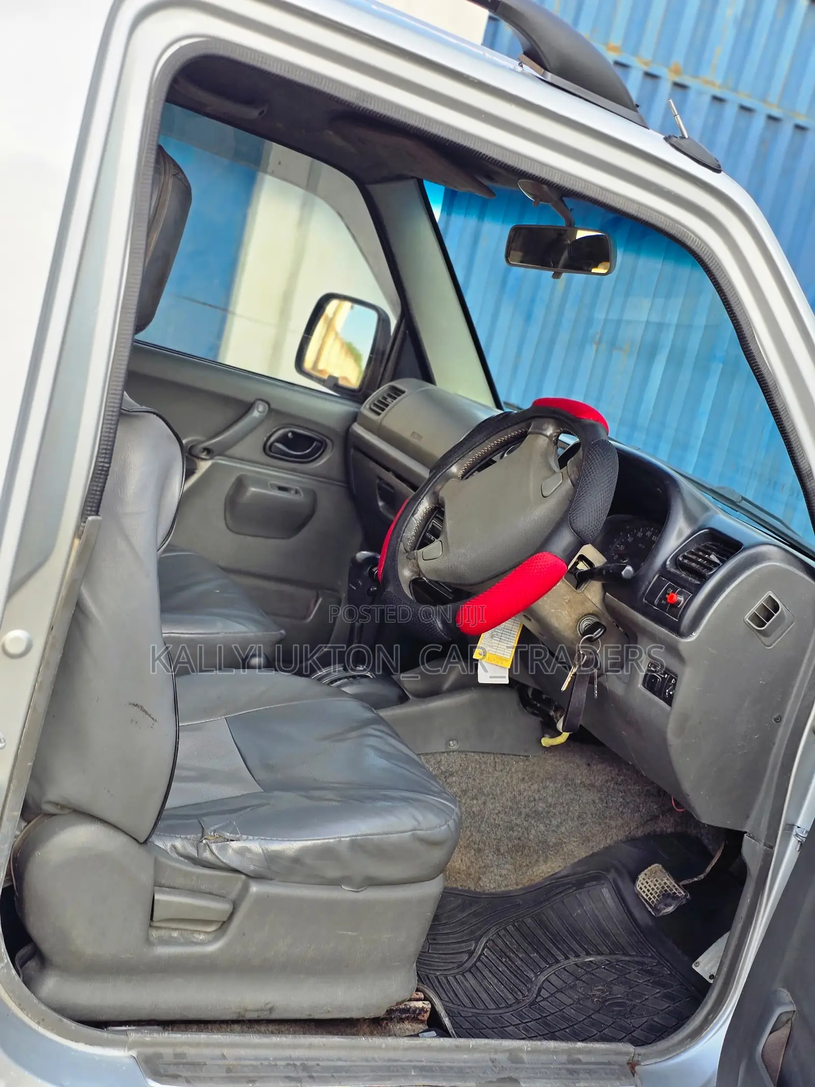 Suzuki Jimny 2000 Silver