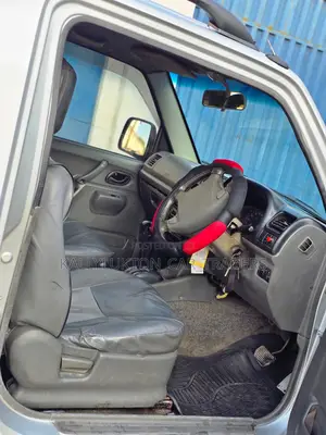 Suzuki Jimny 2000 Silver