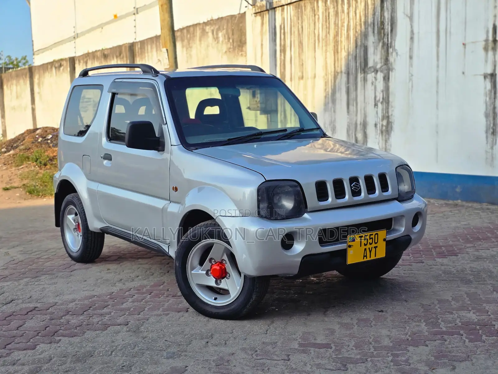 Suzuki Jimny 2000 Silver