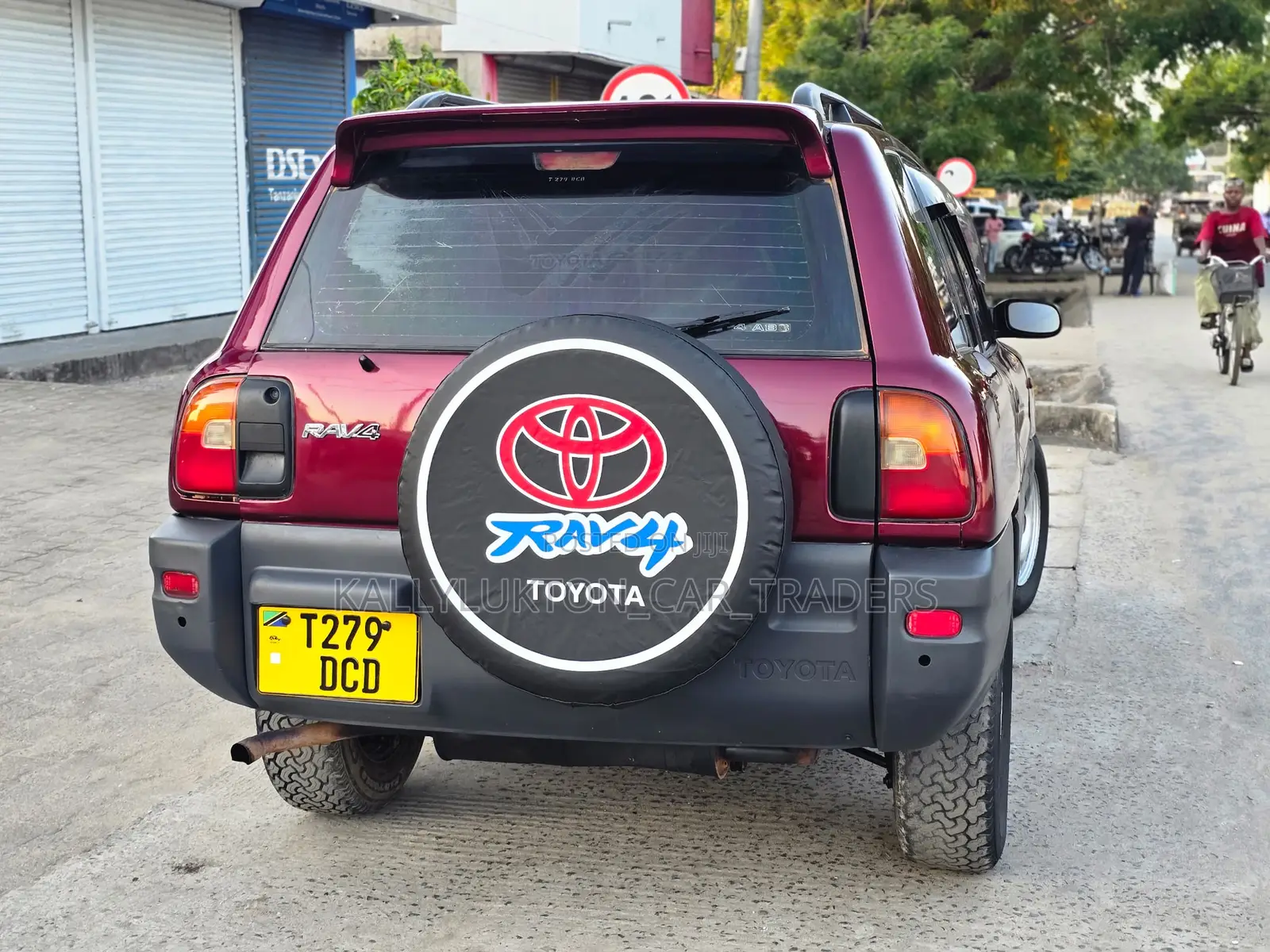 Toyota RAV4 2002 Red