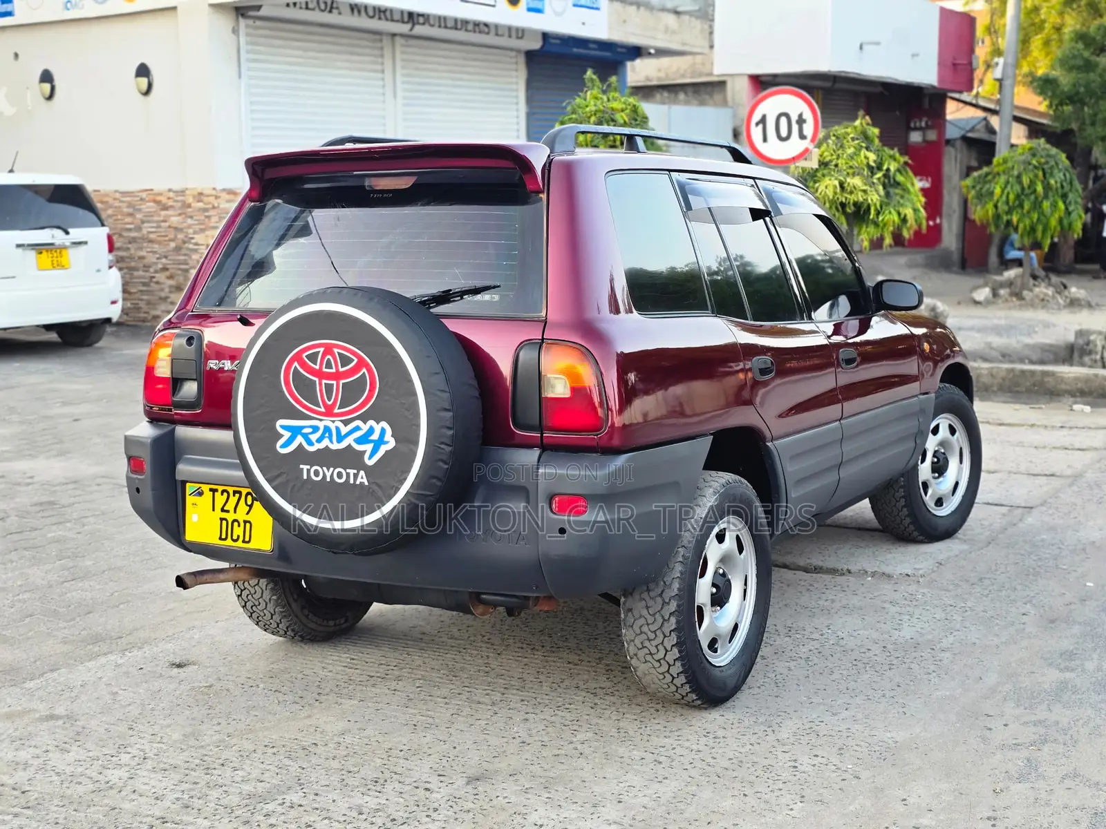 Toyota RAV4 2002 Red