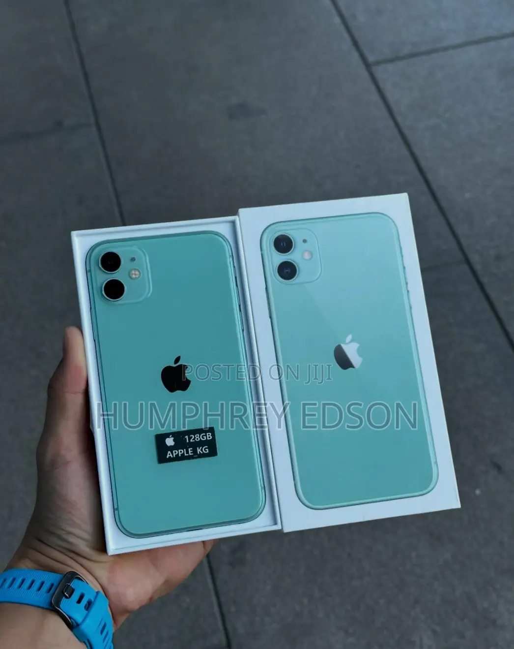New Apple iPhone 11 128 GB Green