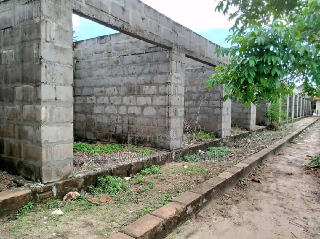 Yard Inauzwa Mbagala Chamazi