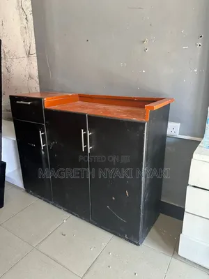 Nauza Kitchen Cabin Milango