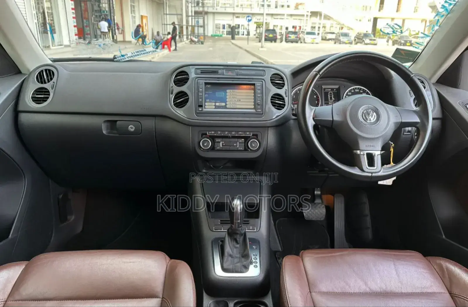 Volkswagen Tiguan 2012 Black