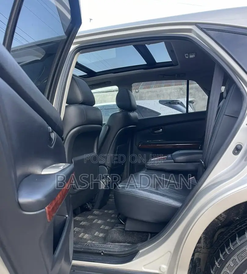 Toyota Harrier 2.4 2005 Gold