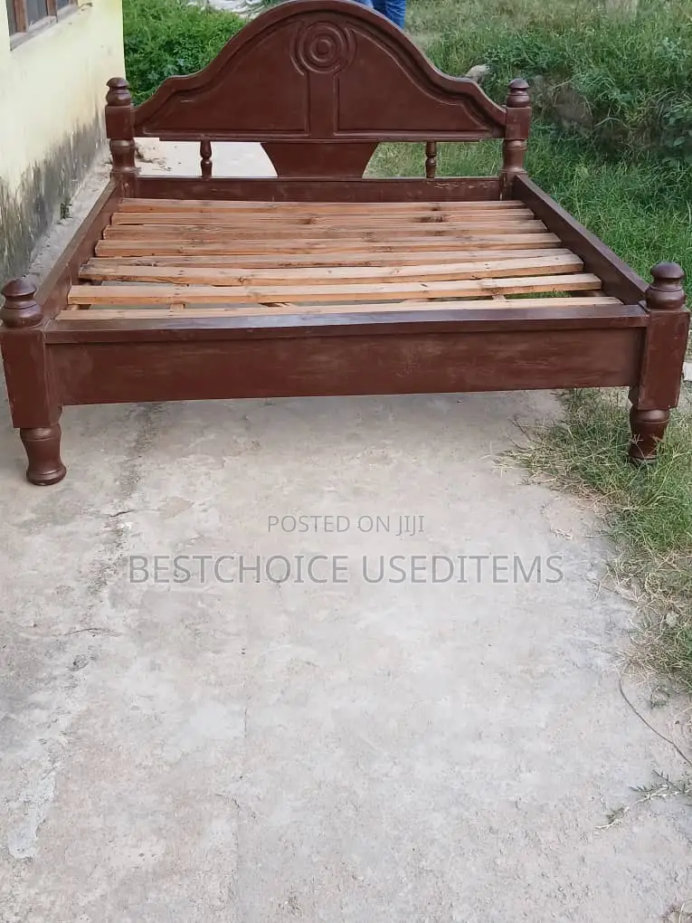 5/6 Mbao Ngumu Kabisa Used Like New Tuwahi Delivery Ipo