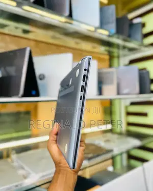 Laptop Asus ZenBook UX430UA 8GB Intel Core I7 SSD 256GB