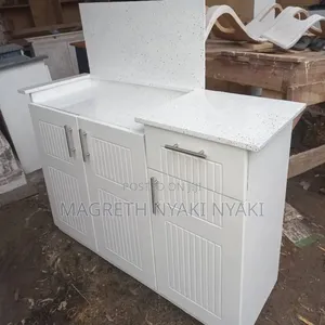 Kitchencabinert Milango Mitatu