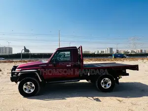 Toyota Land Cruiser 2017 Burgundy