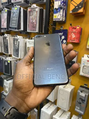 Apple iPhone 7 Plus 32 GB Black
