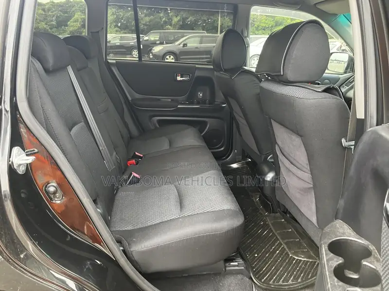 Toyota Kluger 2005 Black