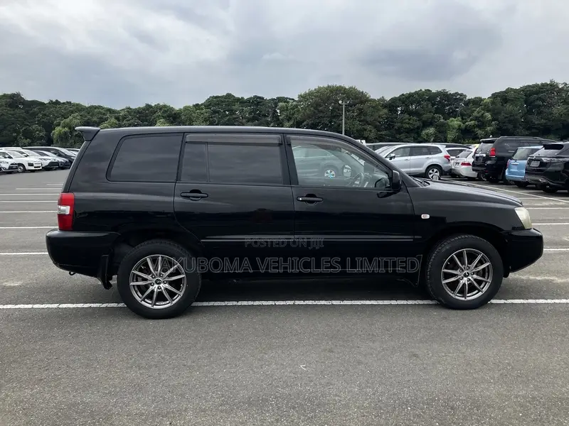 Toyota Kluger 2005 Black