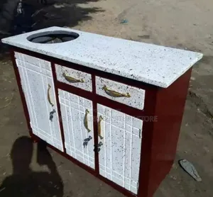 Kitchen Cabinet Milango Mitatu