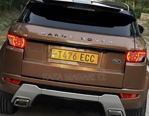 Land Rover Range Rover Evoque 2014 Gold