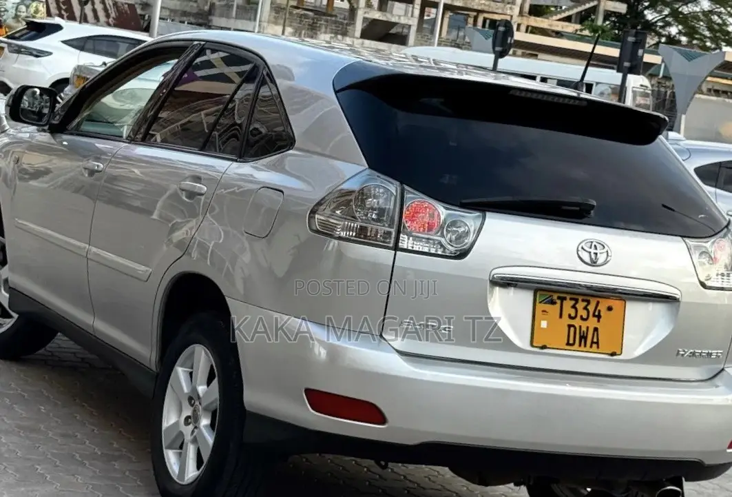 Toyota Harrier 2006 Silver