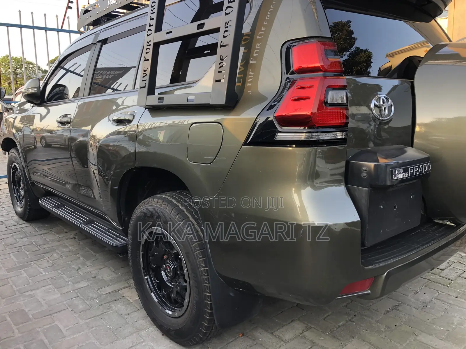 Toyota Land Cruiser Prado 2017 Green