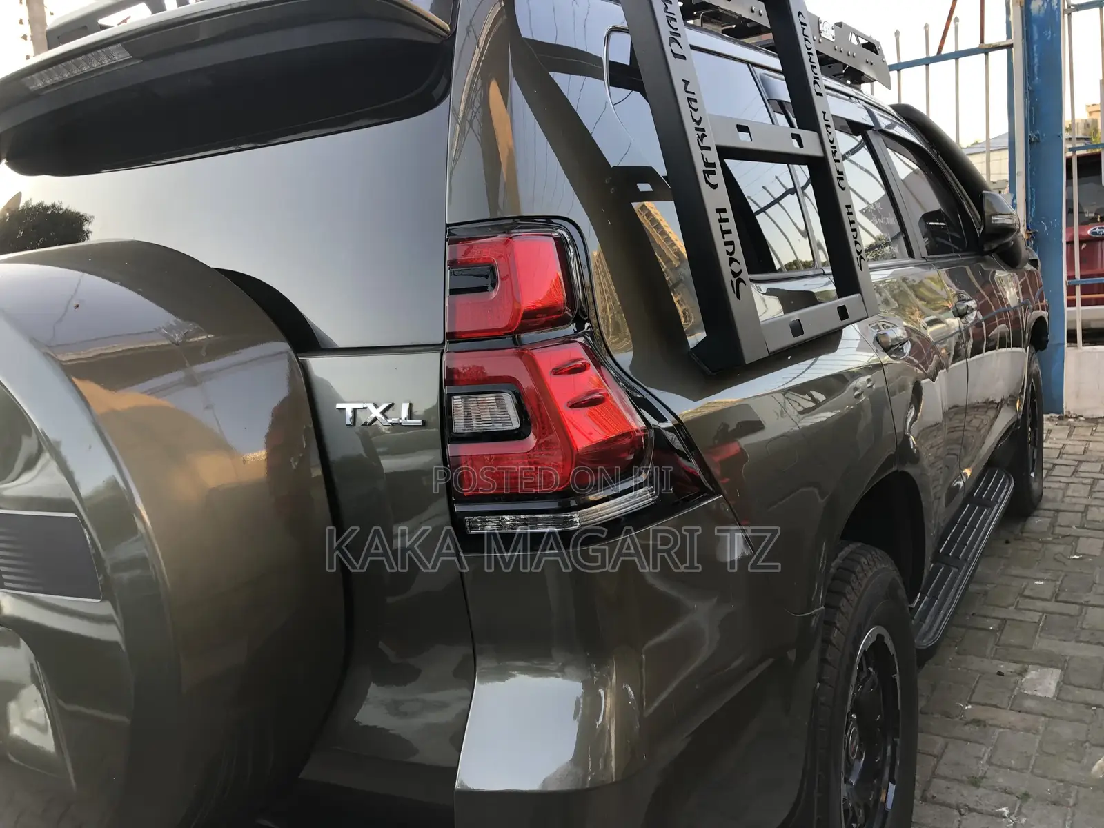 Toyota Land Cruiser Prado 2017 Green