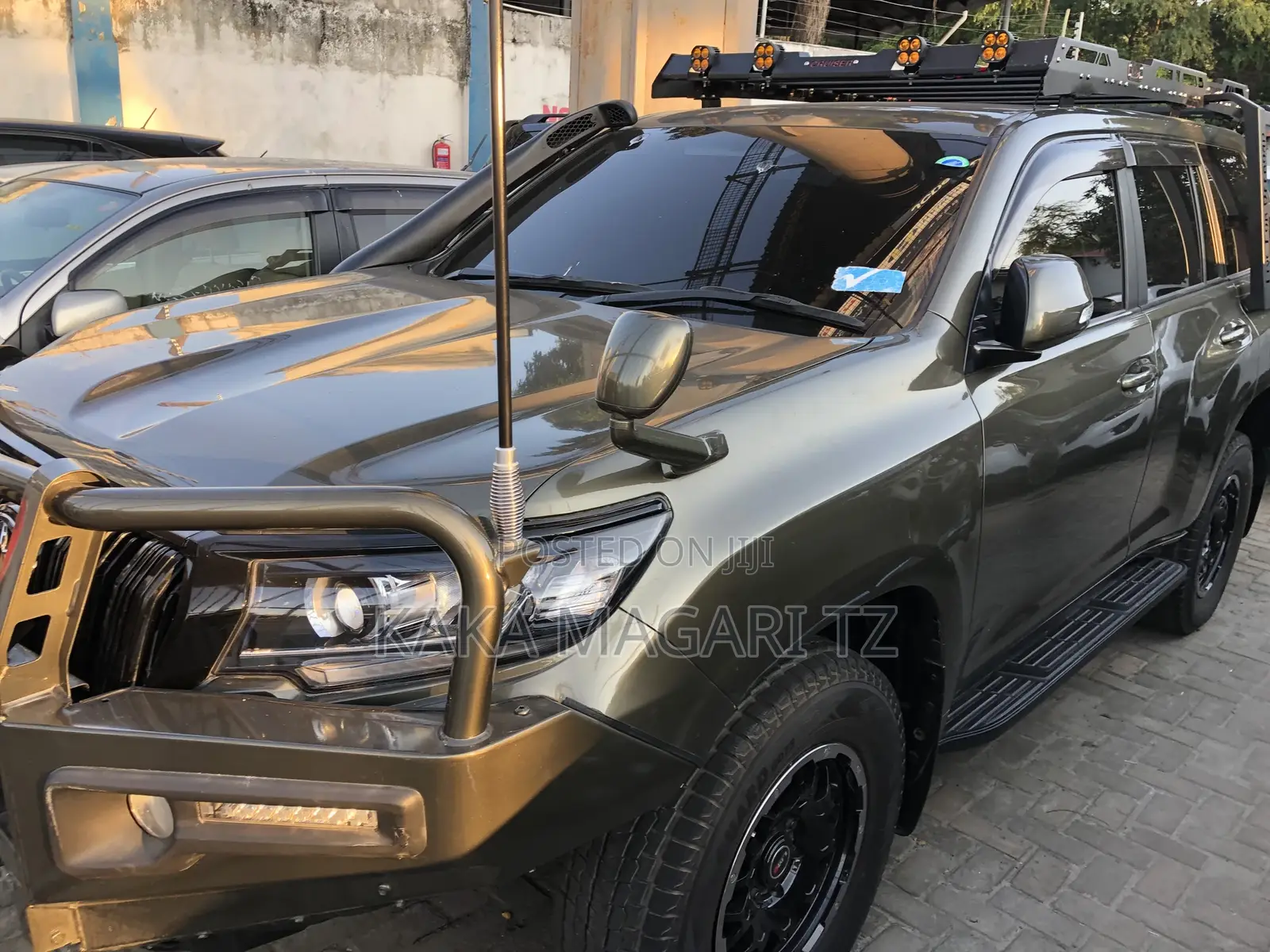 Toyota Land Cruiser Prado 2017 Green