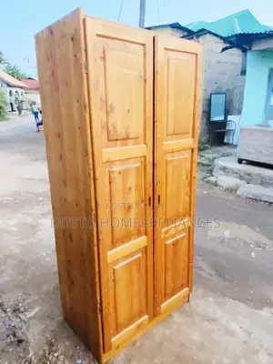 Kabati Mbao Ngumu Tupu Fully Art Ni Used Kama Mpya Tuwahi