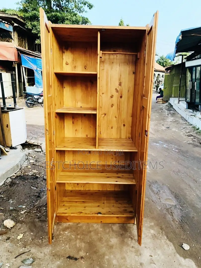 Kabati Mbao Ngumu Tupu Fully Art Ni Used Kama Mpya Tuwahi