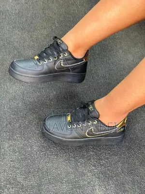 Ladies Shoes