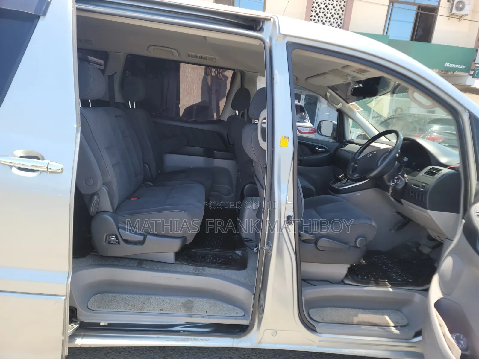 Toyota Alphard 2006 Silver