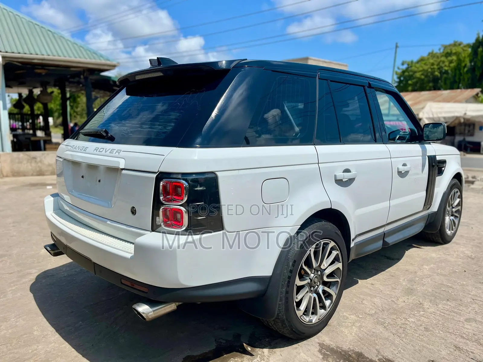 Land Rover Range Rover Sport 2011 White