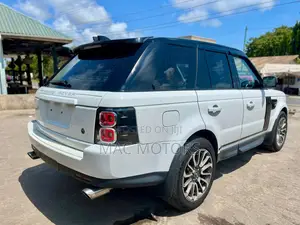 Land Rover Range Rover Sport 2011 White
