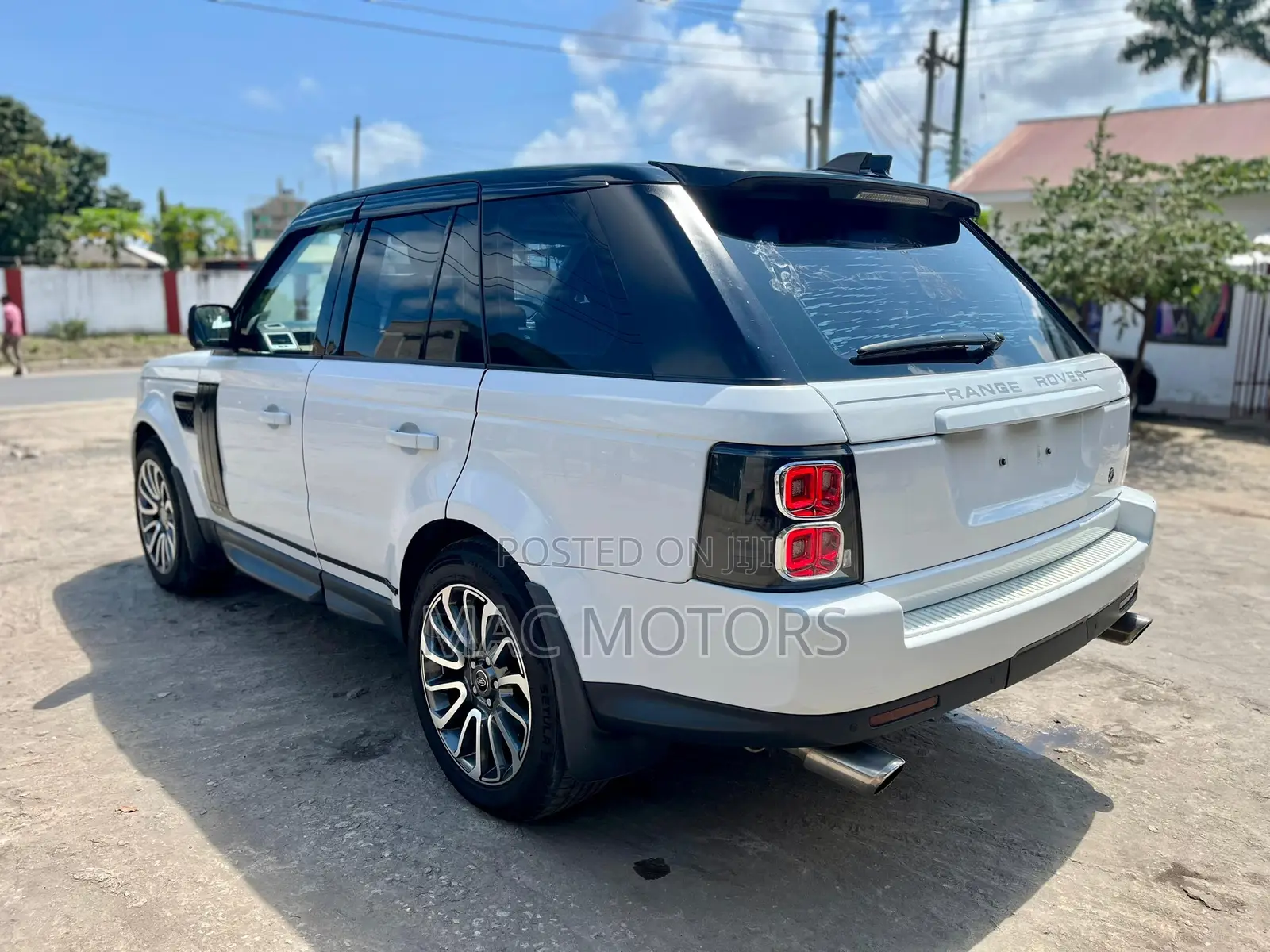 Land Rover Range Rover Sport 2011 White