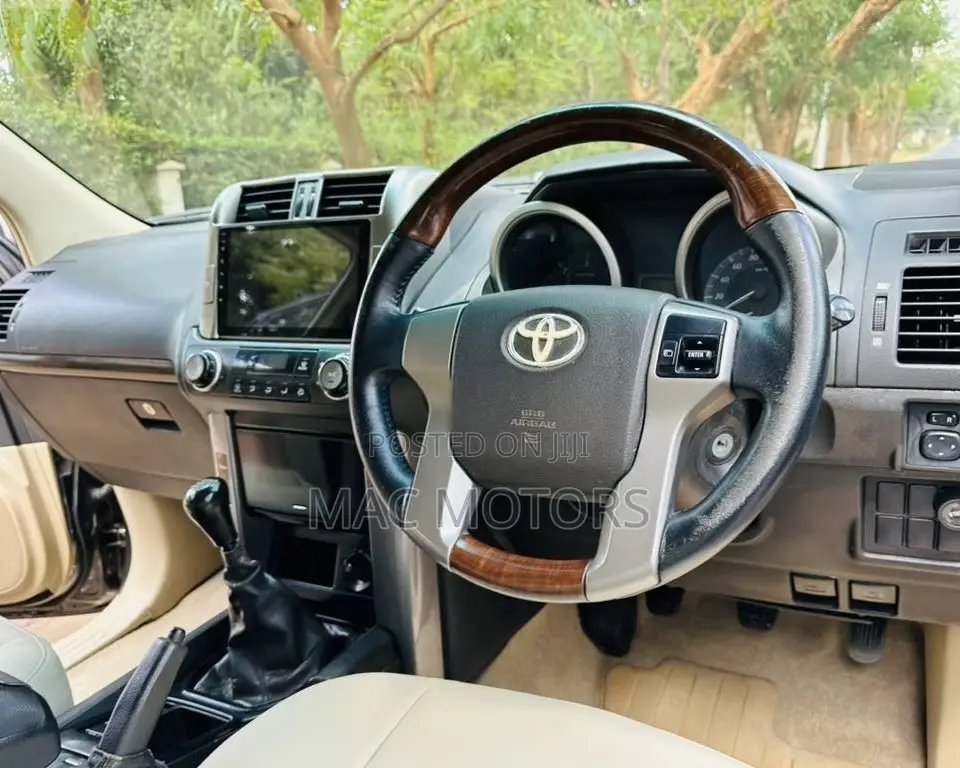 Toyota Land Cruiser Prado 3.0 TD 2012 Beige