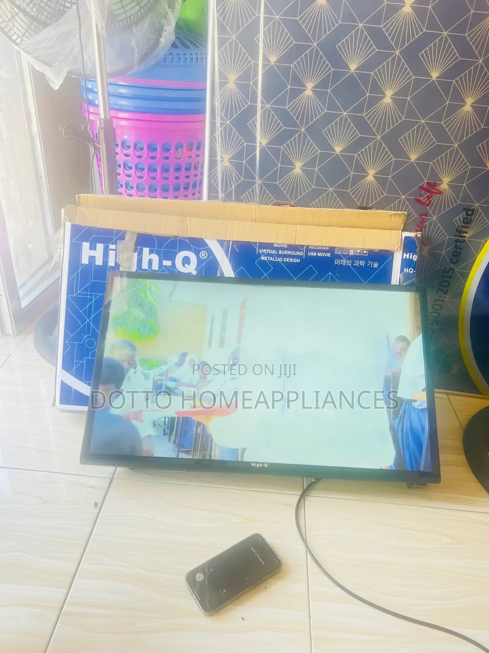 Tv Highq Inch 32 Bado Mpya Kabisa