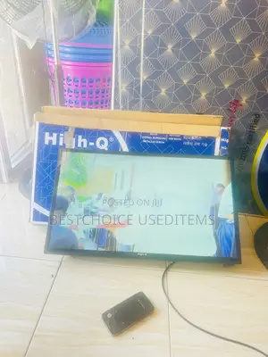 Tv Highq Inch 32 Bado Mpya Kabisa