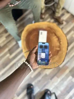 Apple iPhone 16 128 GB Yellow