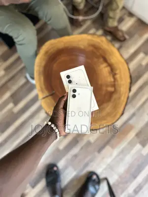 Apple iPhone 16 128 GB Yellow