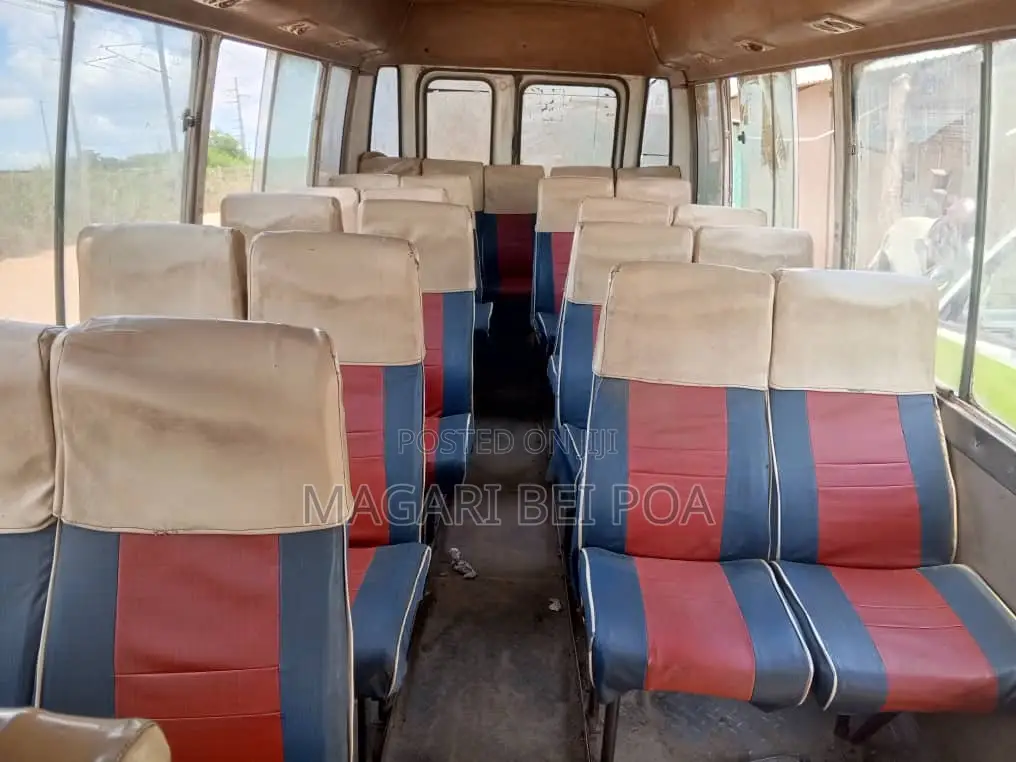 Toyota Coaster 2004 Red