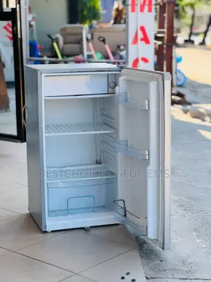 Friji Zuri Campuni Ya Boss Lita 90 Used Clean Tuwahi