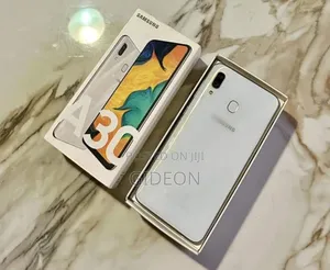 New Samsung Galaxy A30 64 GB White