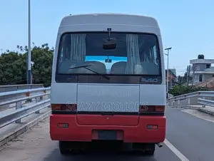 Mitsubishi Fuso Rosa 1998