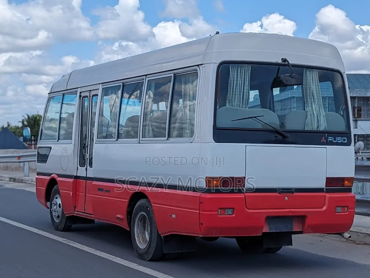 Mitsubishi Fuso Rosa 1998